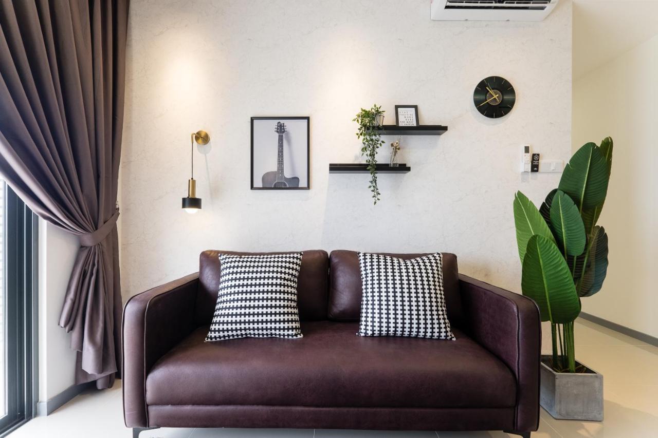 Contemporary United Point 6 Pax 现代风格 Desa Park & Mont Kiara Apartment Kuala Lumpur Luaran gambar