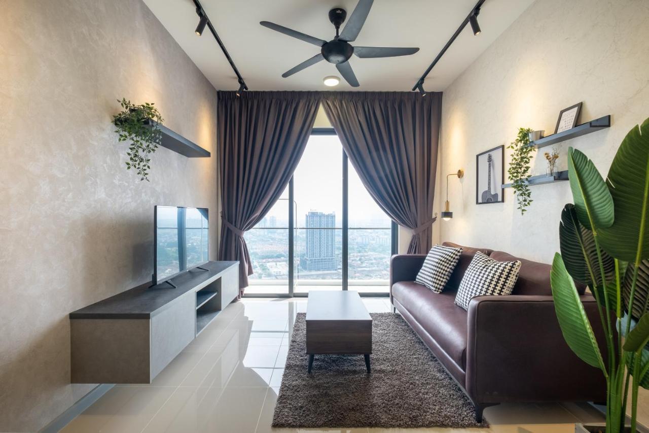 Contemporary United Point 6 Pax 现代风格 Desa Park & Mont Kiara Apartment Kuala Lumpur Luaran gambar