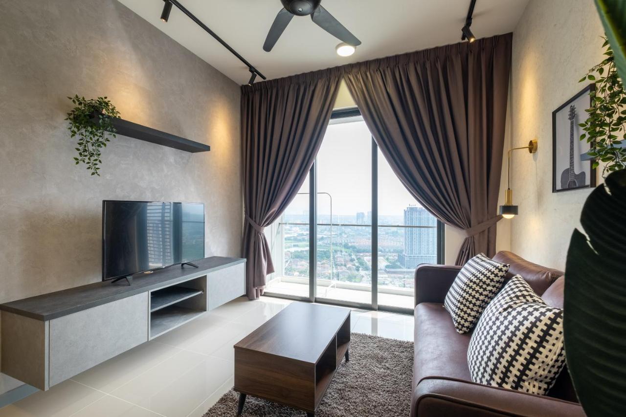 Contemporary United Point 6 Pax 现代风格 Desa Park & Mont Kiara Apartment Kuala Lumpur Luaran gambar