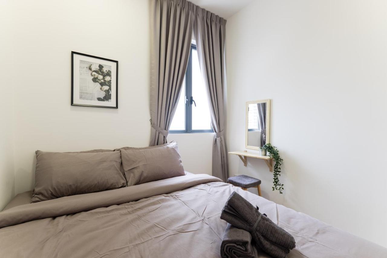 Contemporary United Point 6 Pax 现代风格 Desa Park & Mont Kiara Apartment Kuala Lumpur Luaran gambar