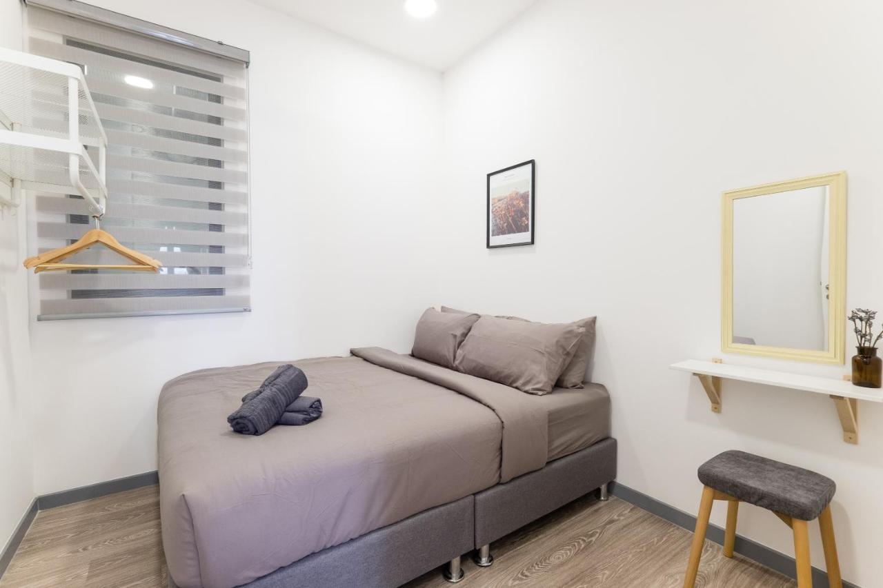 Contemporary United Point 6 Pax 现代风格 Desa Park & Mont Kiara Apartment Kuala Lumpur Luaran gambar